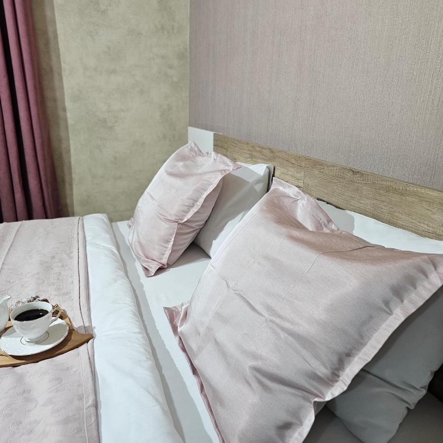 Memory Basket Hotel Kutaisi Exterior photo