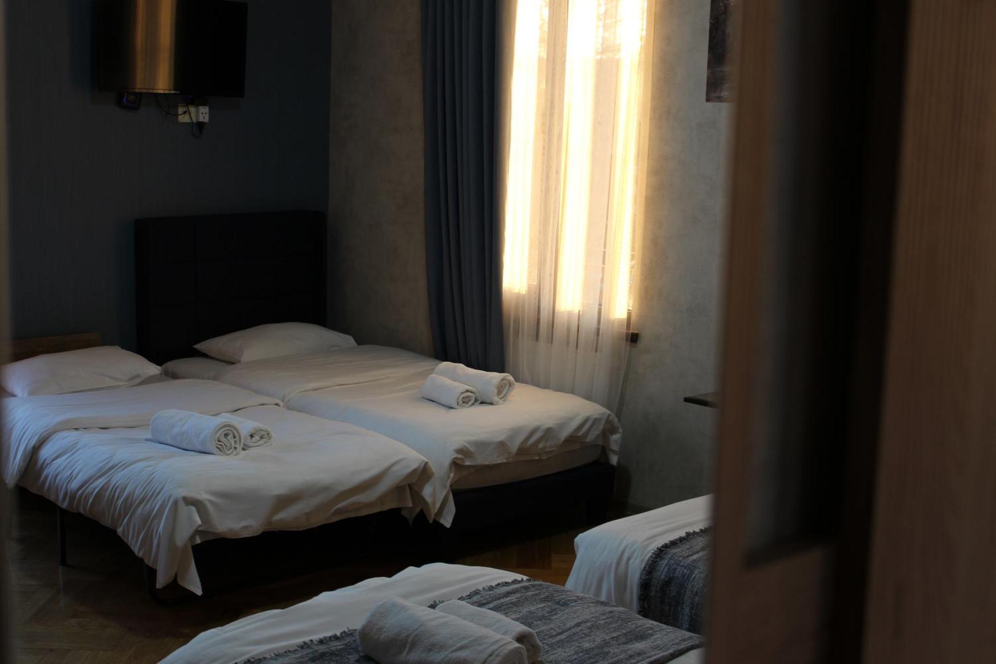 Memory Basket Hotel Kutaisi Exterior photo